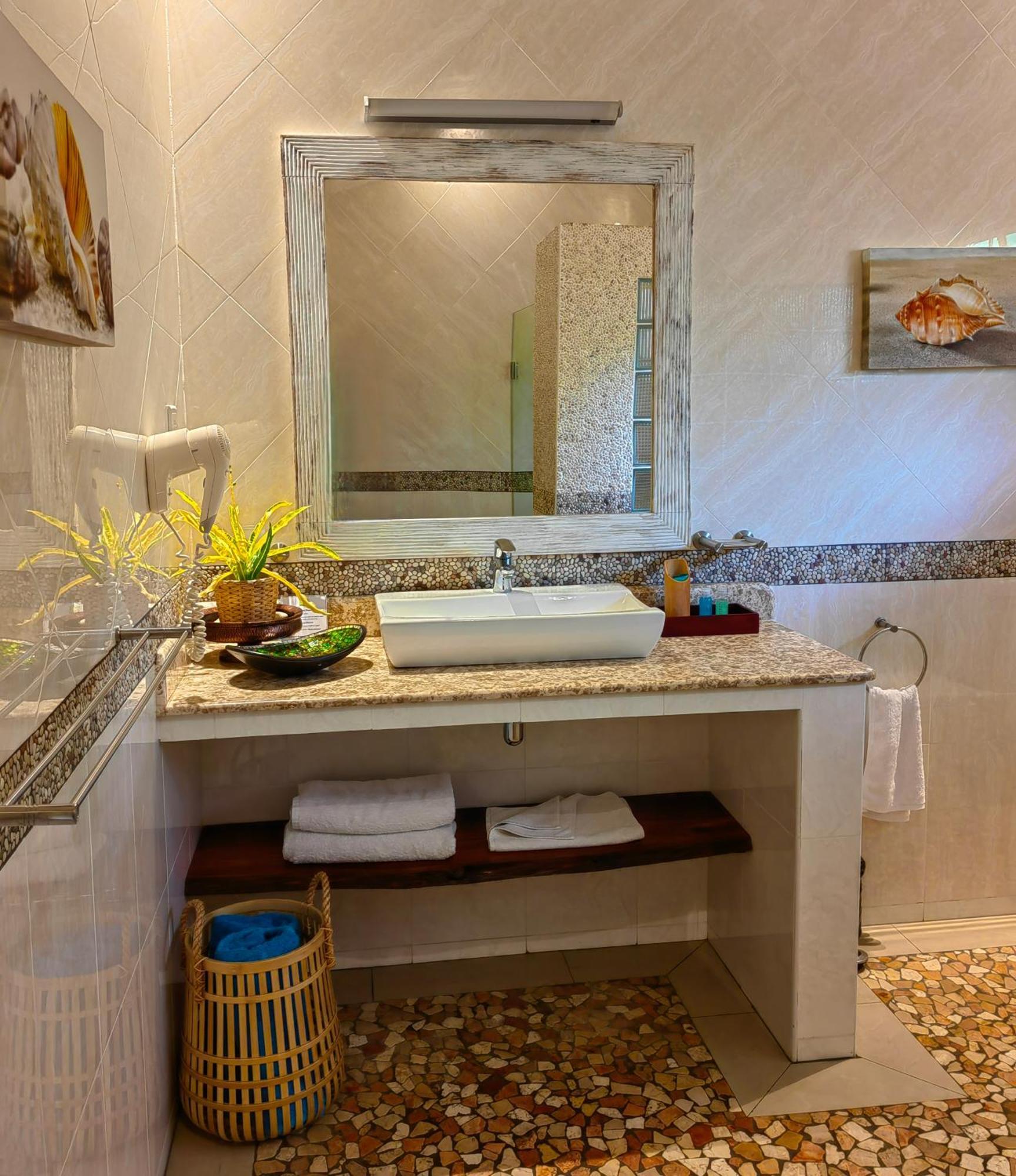 Maison Charme De L'Ile 라디게 외부 사진